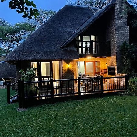 Inyamatane - Kruger Park Lodge Hazyview Bagian luar foto