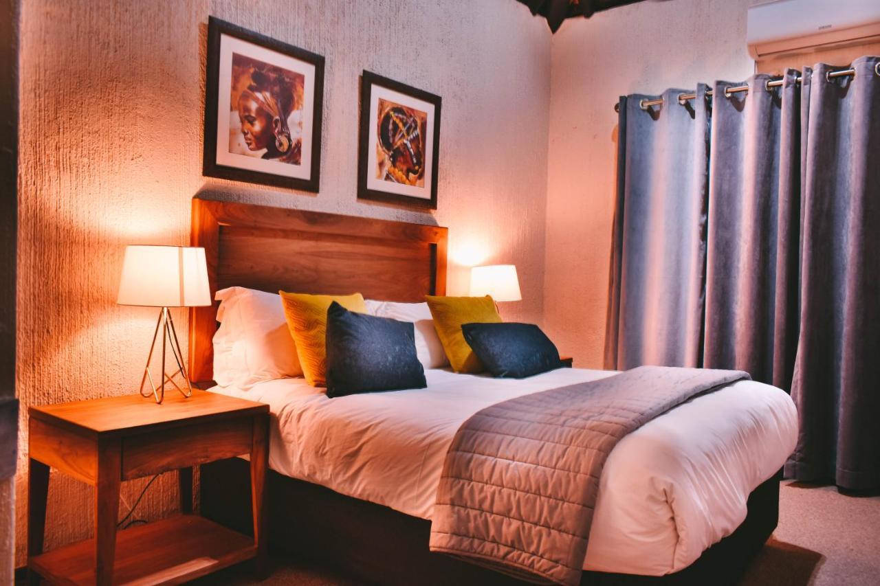 Inyamatane - Kruger Park Lodge Hazyview Bagian luar foto
