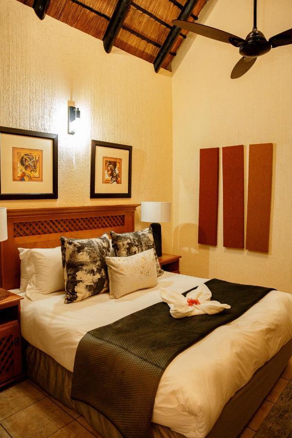 Inyamatane - Kruger Park Lodge Hazyview Bagian luar foto