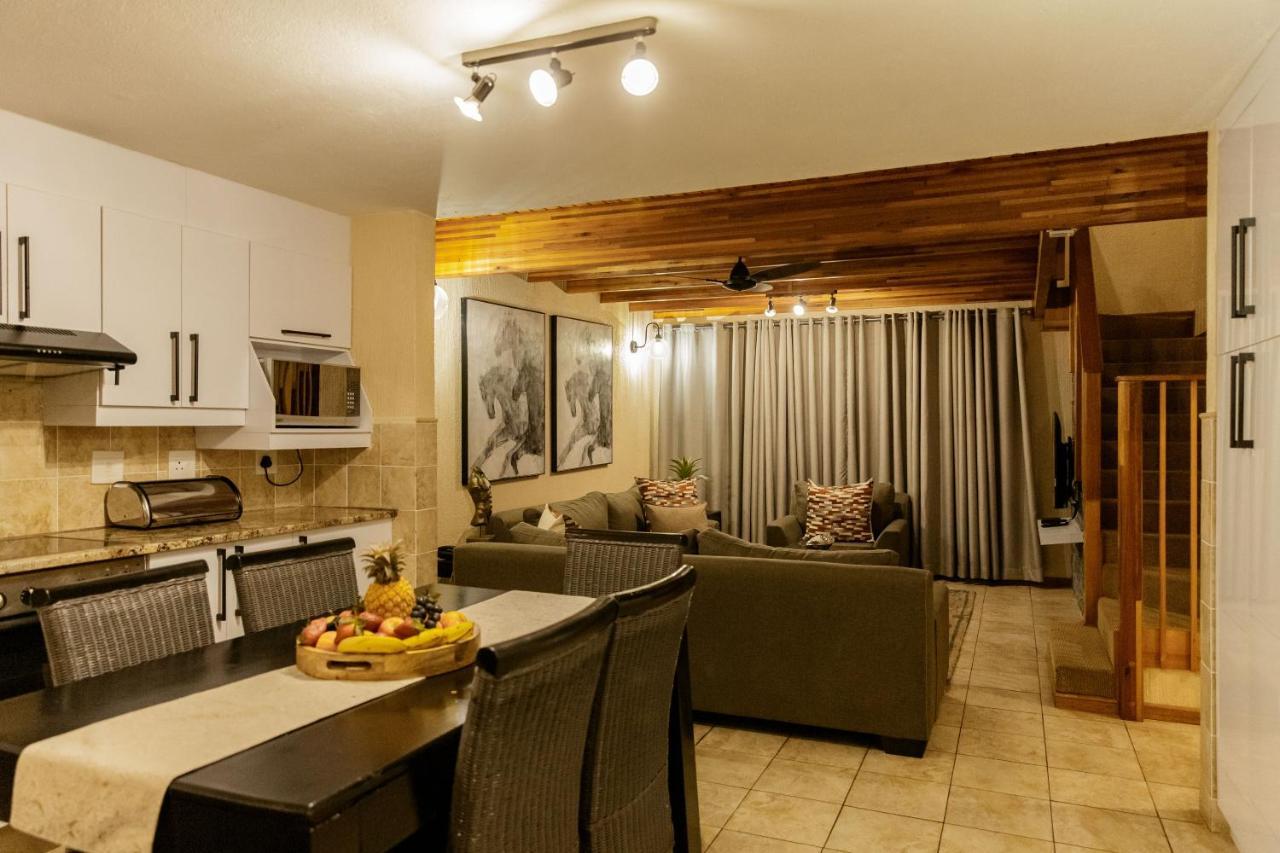 Inyamatane - Kruger Park Lodge Hazyview Bagian luar foto
