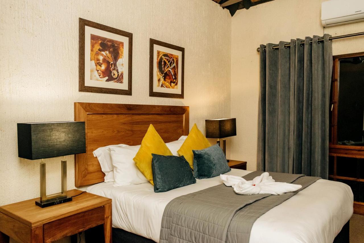 Inyamatane - Kruger Park Lodge Hazyview Bagian luar foto